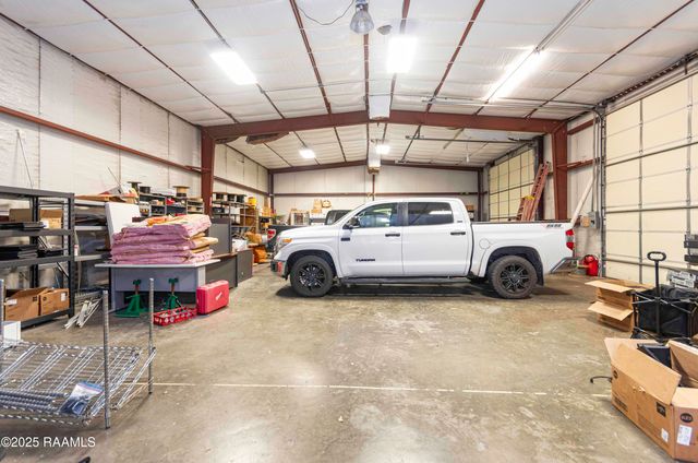 122 Row 3, Lafayette, LA 70508