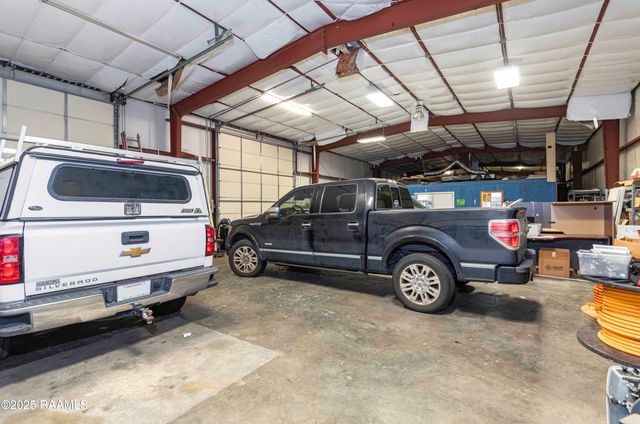 122 Row 3, Lafayette, LA 70508