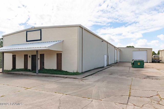 122 Row 3, Lafayette, LA 70508