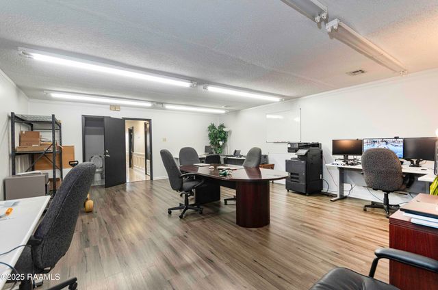 122 Row 3, Lafayette, LA 70508