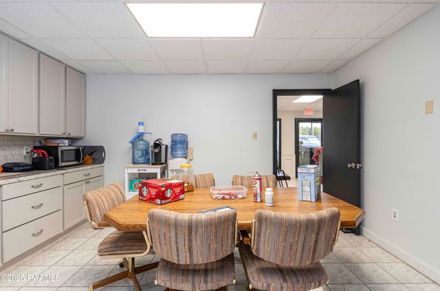 122 Row 3, Lafayette, LA 70508