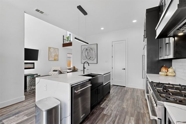 602 Martinique Avenue, Dallas, TX 75223