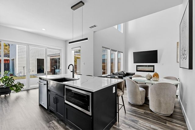 602 Martinique Avenue, Dallas, TX 75223