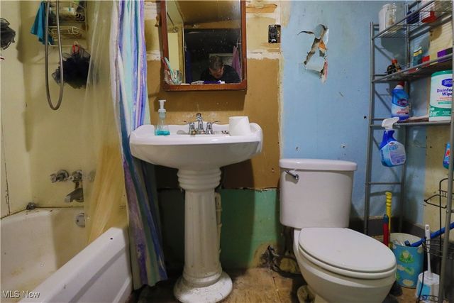 1550 E 337 Street, Eastlake, OH 44095