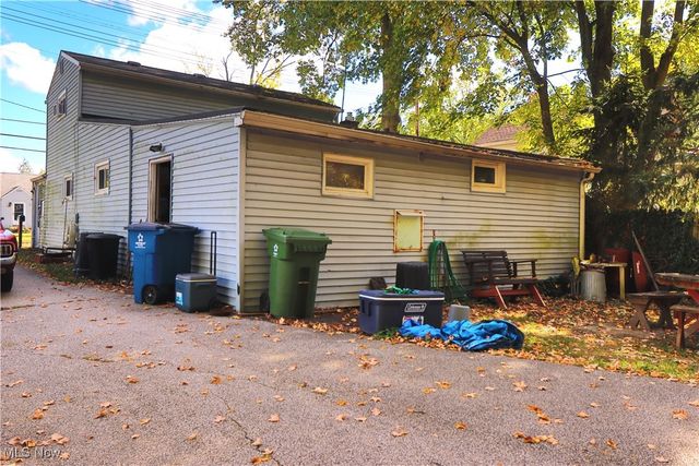 1550 E 337 Street, Eastlake, OH 44095