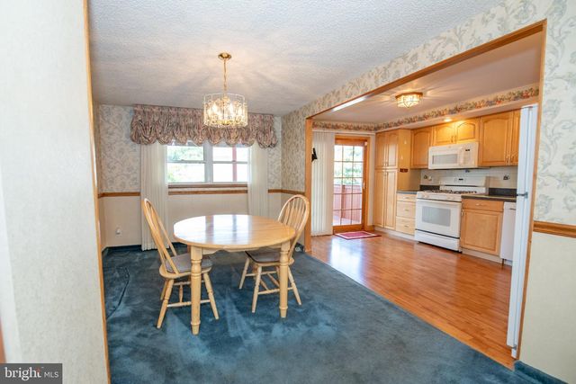 3726 WESTHAMPTON DR, Philadelphia, PA 19154