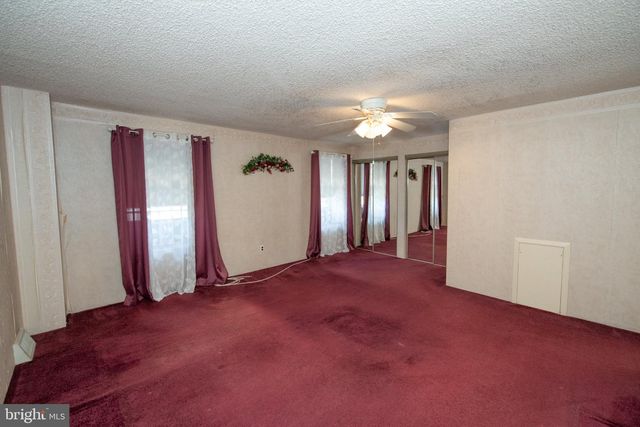 3726 WESTHAMPTON DR, Philadelphia, PA 19154