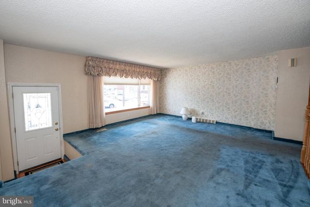 3726 WESTHAMPTON DR, Philadelphia, PA 19154
