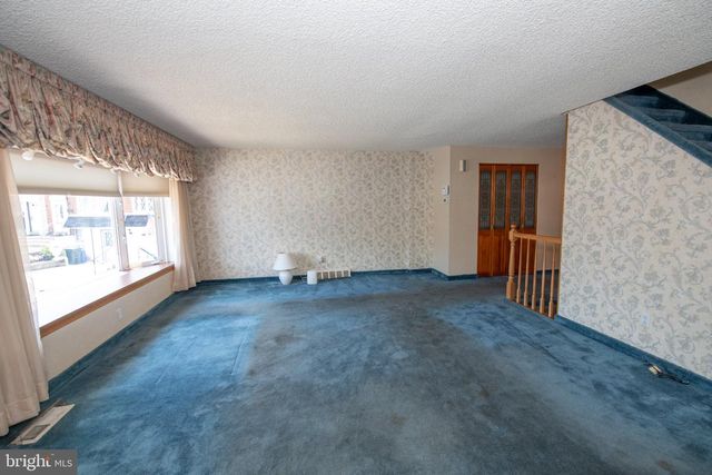 3726 WESTHAMPTON DR, Philadelphia, PA 19154