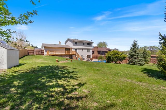 221 Burncrest Court, Burnsville, MN 55337