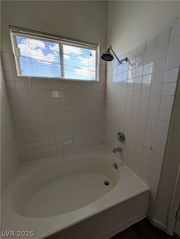 2462 Cavern Cove Way, Las Vegas, NV 89156