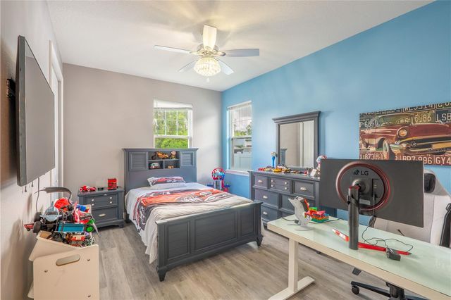 8307 N GOMEZ AVENUE, Tampa, FL 33614