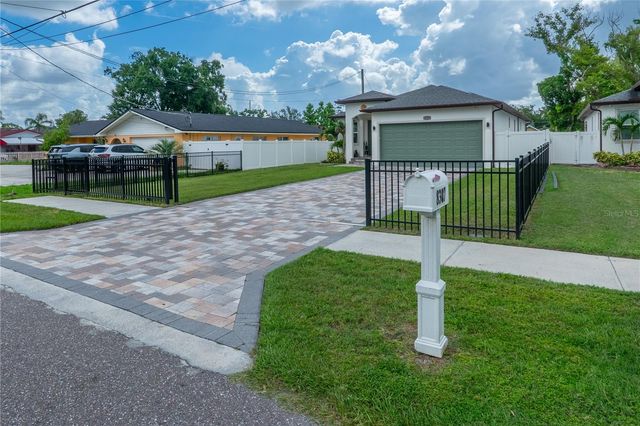 8307 N GOMEZ AVENUE, Tampa, FL 33614