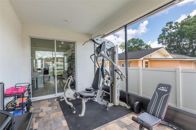8307 N GOMEZ AVENUE, Tampa, FL 33614