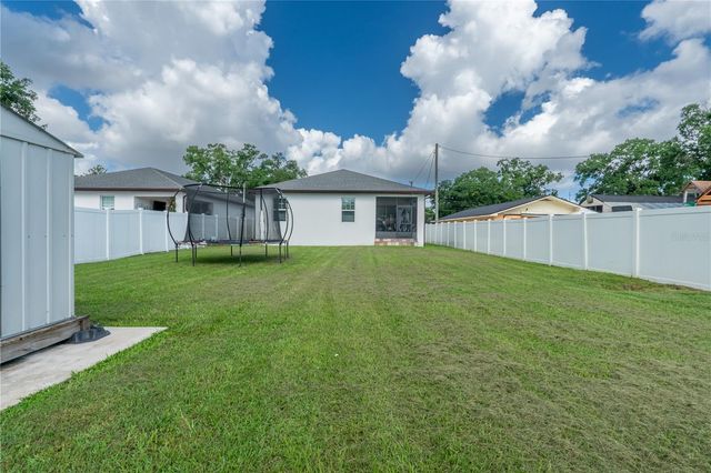 8307 N GOMEZ AVENUE, Tampa, FL 33614
