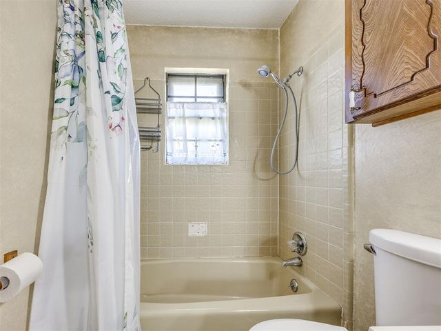 424 Spur Drive, Piedmont, OK 73078