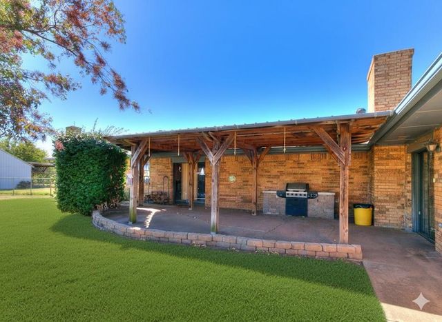 424 Spur Drive, Piedmont, OK 73078