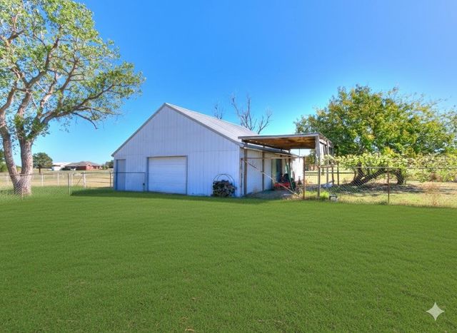 424 Spur Drive, Piedmont, OK 73078