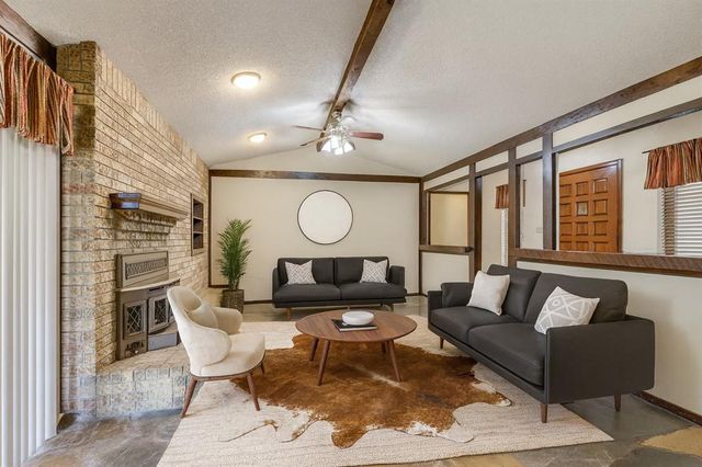 424 Spur Drive, Piedmont, OK 73078