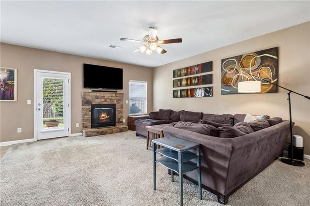 5943 Lexington Way, Braselton, GA 30517