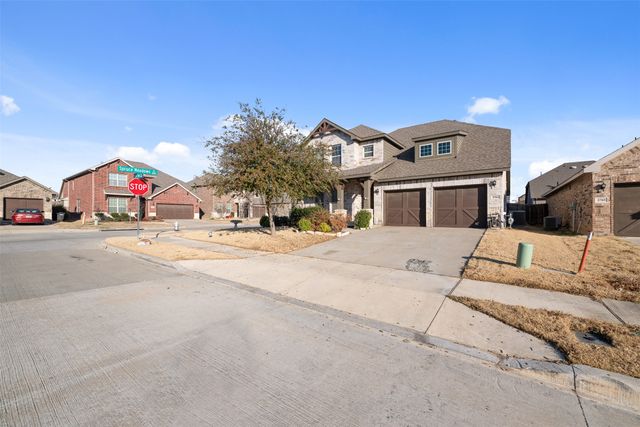 3701 Fossil Tree Lane, Fort Worth, TX 76244