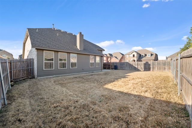 3701 Fossil Tree Lane, Fort Worth, TX 76244