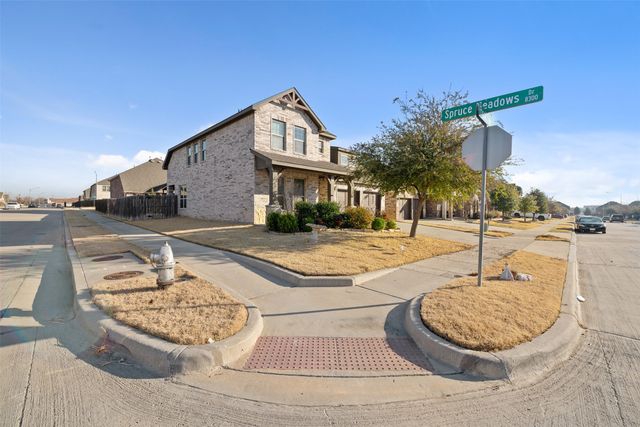 3701 Fossil Tree Lane, Fort Worth, TX 76244