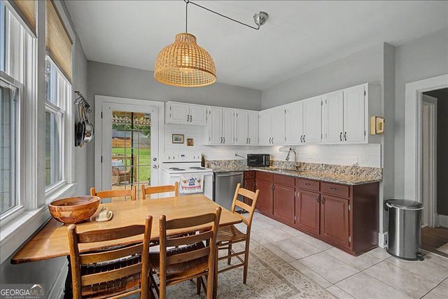 3348 Bloomfield Avenue, Clarkdale, GA 30111