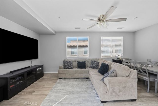 27950 Avalon Drive 50, Canyon Country, CA 91351