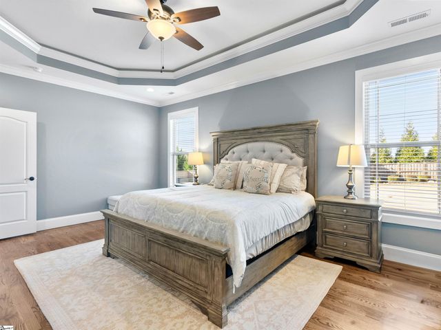 321 La Novia Court, Boiling Springs, SC 29316