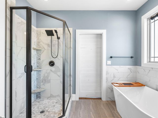 321 La Novia Court, Boiling Springs, SC 29316