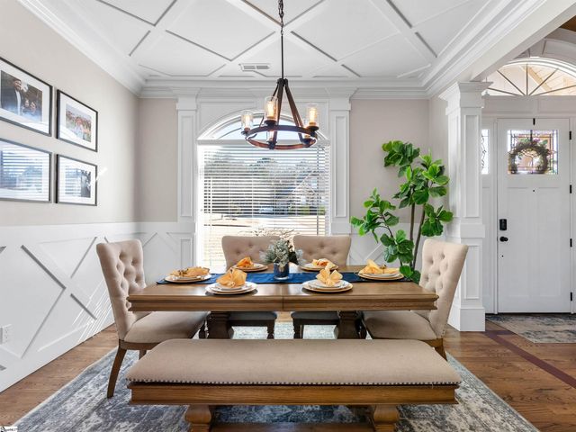 321 La Novia Court, Boiling Springs, SC 29316