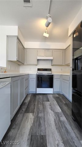 306 Lander Drive, Henderson, NV 89074