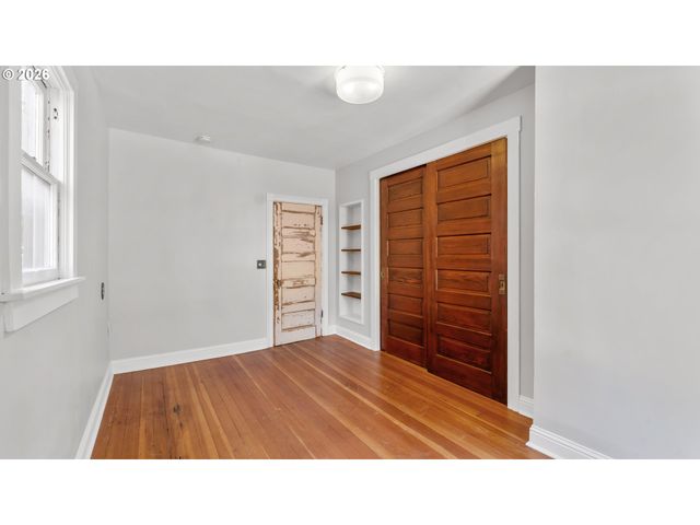 111 N MONROE St, Portland, OR 97227