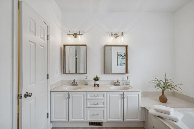 846 Walden Dr, Franklin, TN 37064