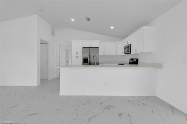 1808 NE 44th ST, Cape Coral, FL 33909