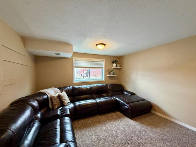 3109 30th Street S, Moorhead, MN 56560