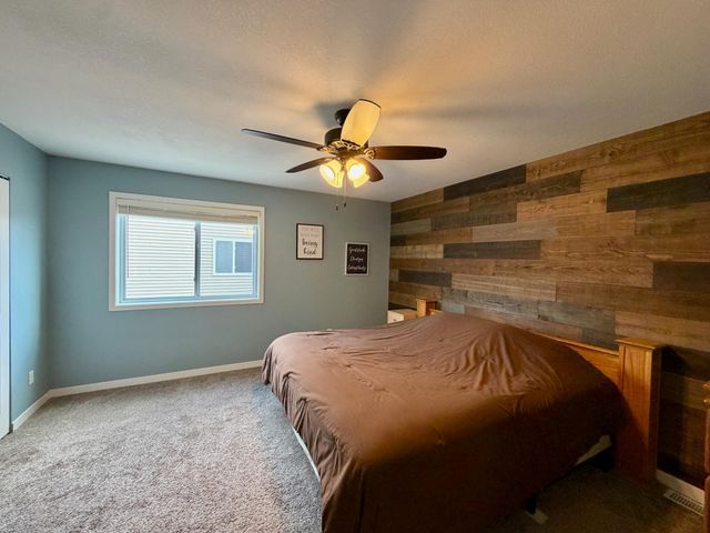 3109 30th Street S, Moorhead, MN 56560