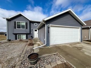 3109 30th Street S, Moorhead, MN 56560
