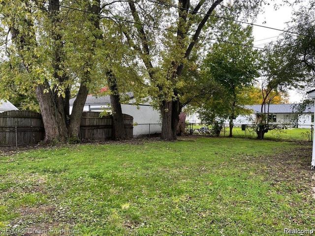 3424 Toepfer Road, Warren, MI 48091