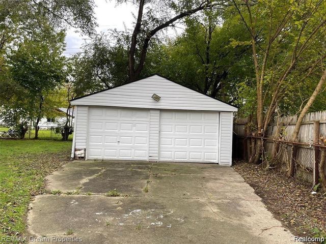 3424 Toepfer Road, Warren, MI 48091