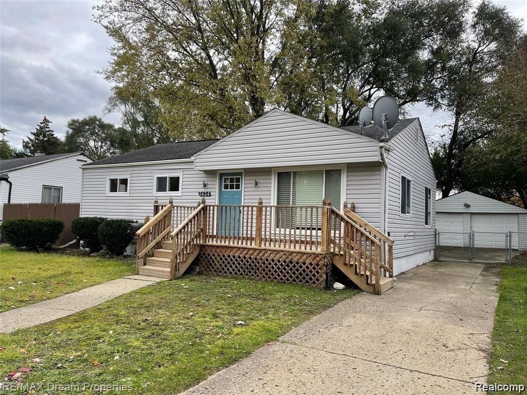 3424 Toepfer Road, Warren, MI 48091