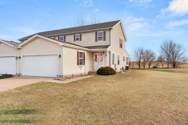 215 Misty Ln Lane, Colona, IL 61241