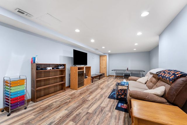 215 Misty Ln Lane, Colona, IL 61241