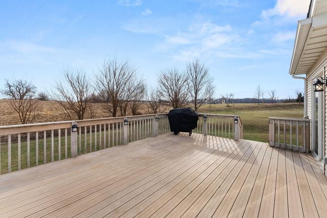 215 Misty Ln Lane, Colona, IL 61241