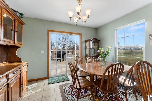 215 Misty Ln Lane, Colona, IL 61241