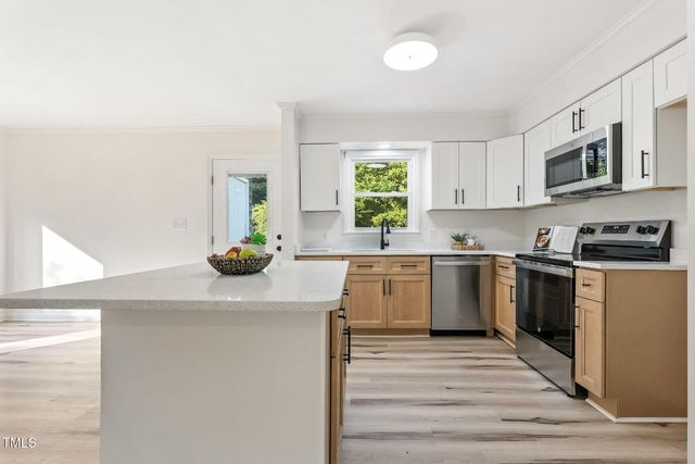 104 S Nikol Way, Clayton, NC 27520