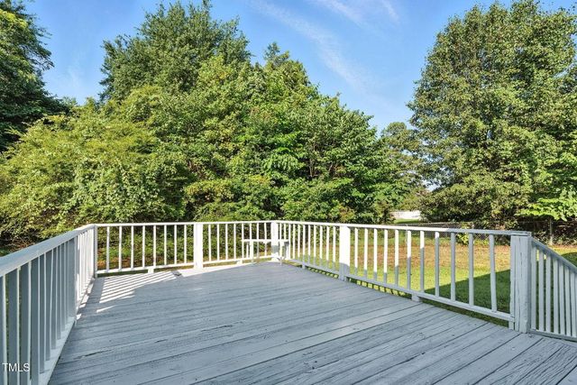 104 S Nikol Way, Clayton, NC 27520