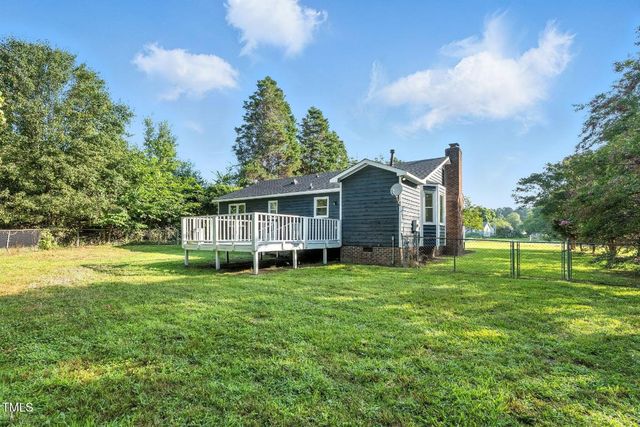104 S Nikol Way, Clayton, NC 27520