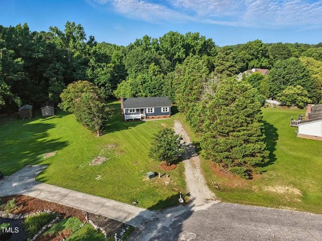 104 S Nikol Way, Clayton, NC 27520